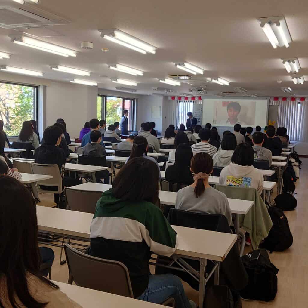 2年生対象 留学説明会生徒全体写真