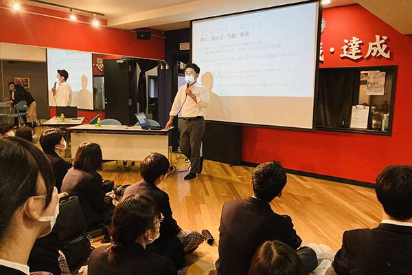 大学授業、起業した社長からの講話が多彩！