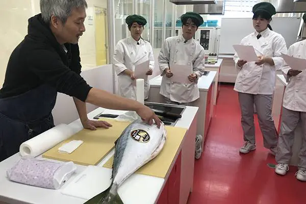 プロの料理人から学ぶ！