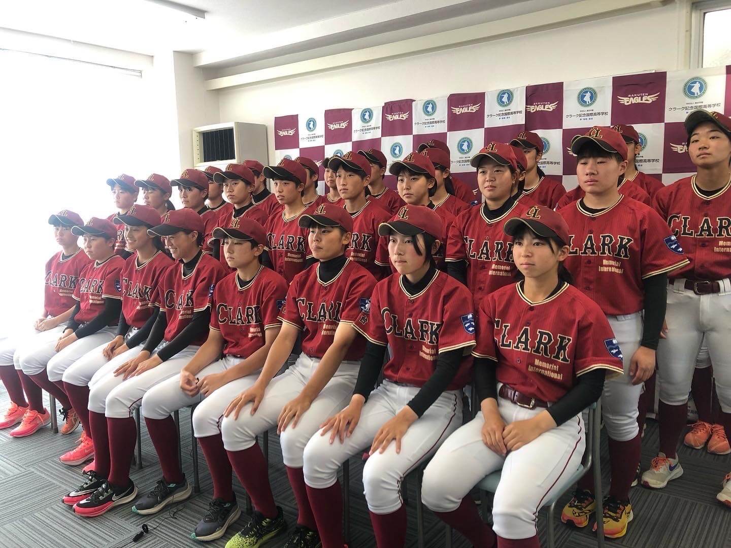 クラーク国際記念高校野球部グランドコート ウェア