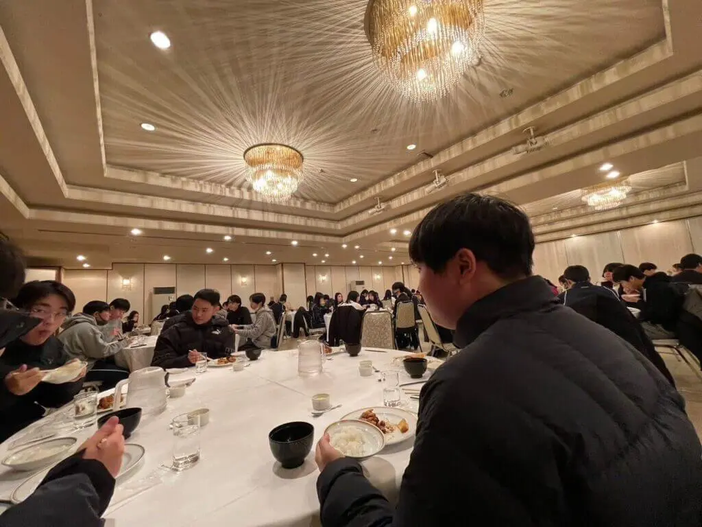 ラ・カンパーニュ・ホテルでの夕食