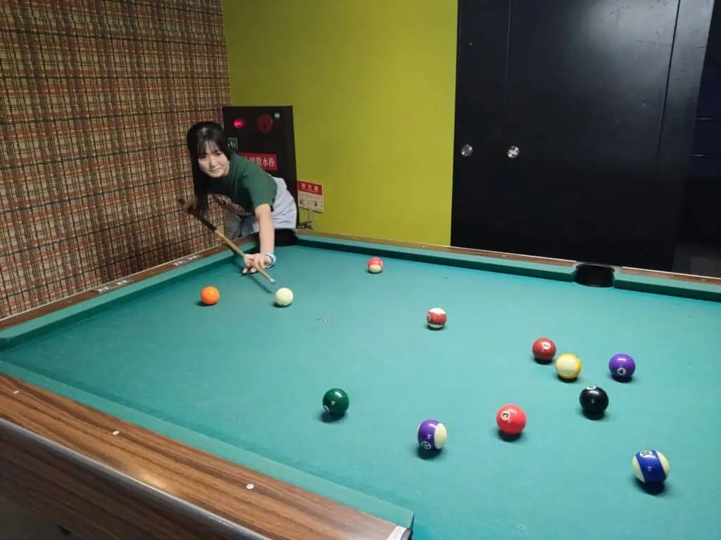 ビリヤード初挑戦！！