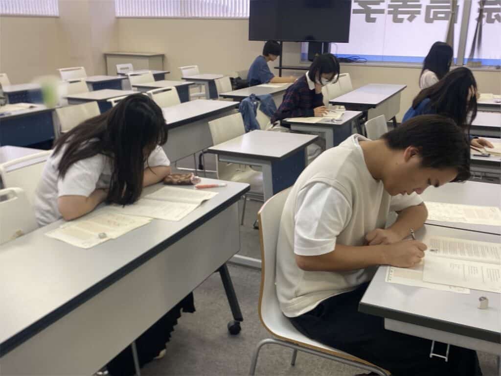 スマートさいたまキャンパスにて大学入学共通テスト模試を実施しました。
