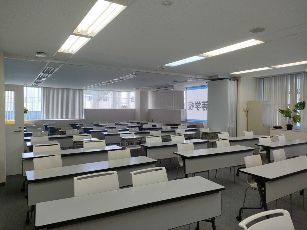 スマートさいたまキャンパスの教室紹介になります。