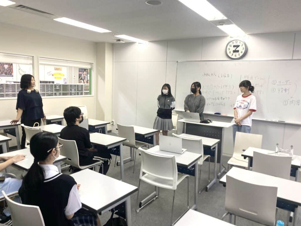 委員長と副委員長を決め、その生徒が主体となって話合いを行いました。