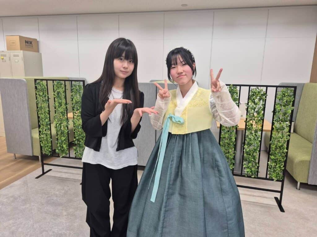 韓国の学生とお話をして、理解を深めることができました!