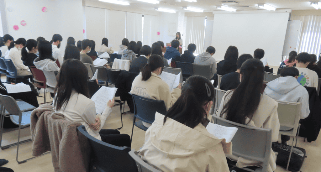 始業 オリエンテーションの写真