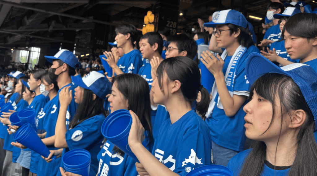 夏 高校野球応援 画像